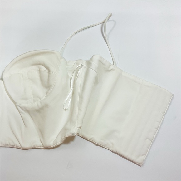 NWT Alieva Carla Crop Structured Crepe Top - Picture 13 of 13